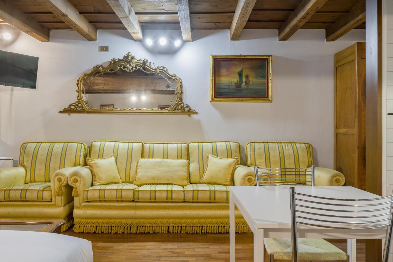 Leoncin D'Oro Apartamento Verona Exterior foto